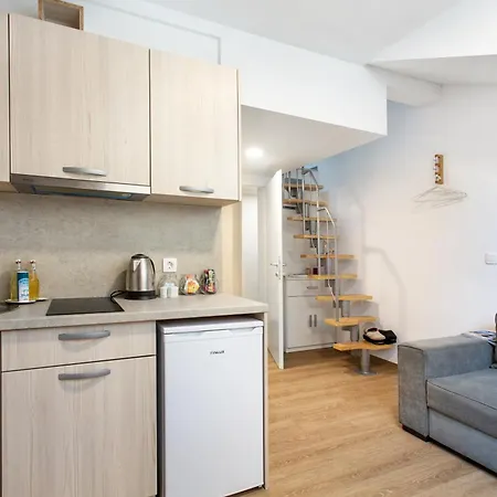 Apartment District *